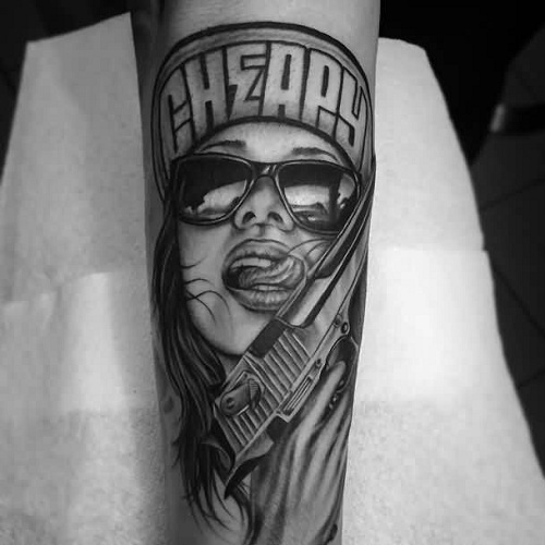 Félelmetes Lady Gangster tetoválás tervezés