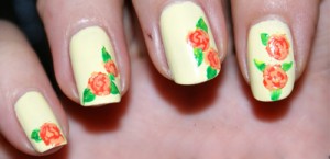 Gul rose negleart