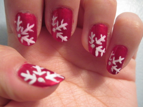 Simple Snowflakes Nail Art