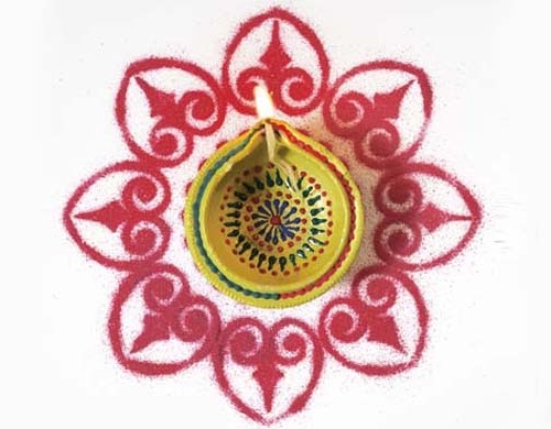 Hindu Rangoli -designs - Det røde og hvide Rangoli -design