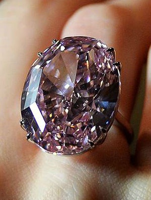 Den ægte Pink Panther Big Diamond Ring