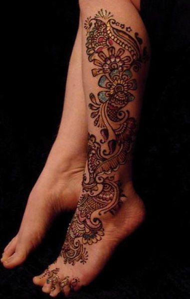 Kidolgozott Full Leg Glitter Mehndi Design