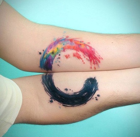 Vuggende akvarel tatoveringsdesign