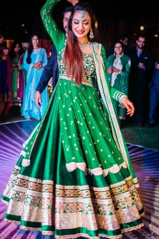 Pakistanske mehndi -kjoler i grøn farve
