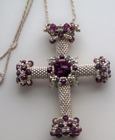 Beaded Cross vedhæng