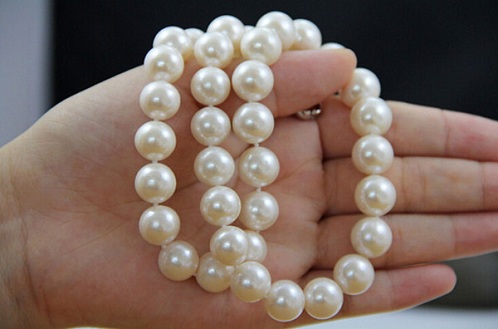 Runde Bright Light Natural Pearls