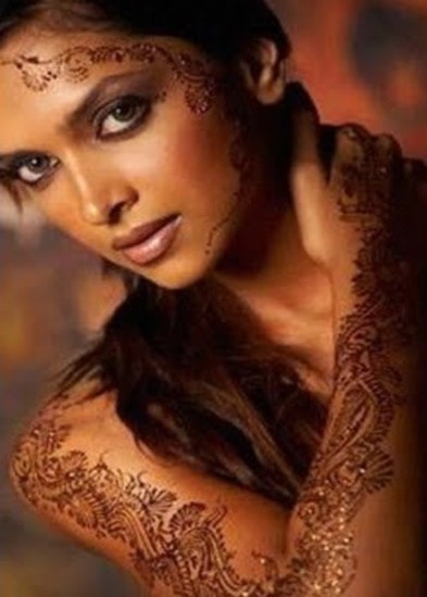 Glitter Bollywood Mehandi Designs