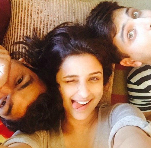 Parineeti Chopra smink nélkül 9