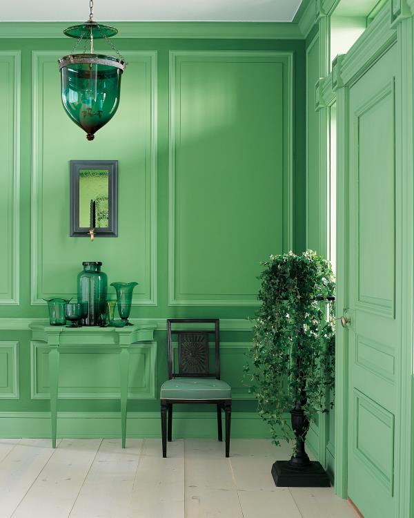 Nykyiset seinän värit ovat pastellinvihreä, hallitseva tehokas väri