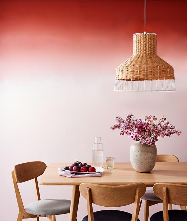 Nykyiset seinävärit loistava seinäsuunnittelu vaaleanpunainen seinä ombre -tehosteessa