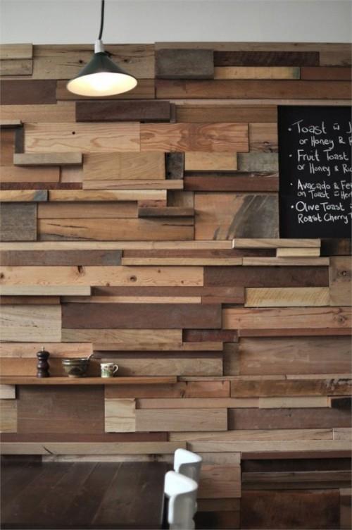 Korostusseinä moderni seinäsuunnittelu moderni ruokasali puuseinä pienet hyllyt
