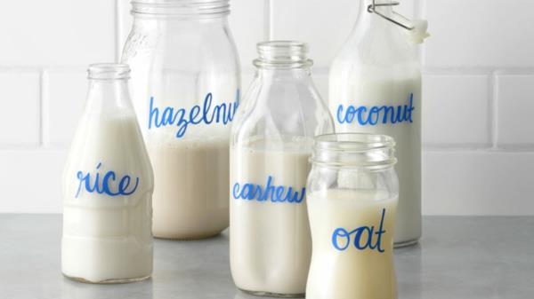 Vaihtoehtoja lehmänmaidolle laktoosittomalle maidolle