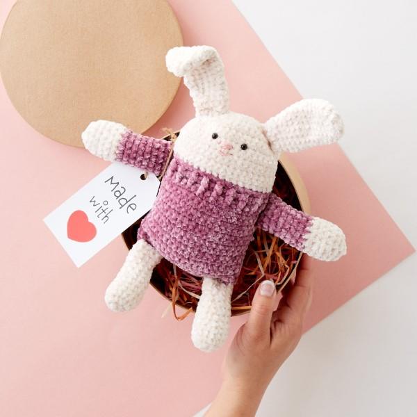 Amigurumi -virkattu pupu - ideoita pääsiäiseksi inspiroimaan ja jäljittelemään pääsiäispupun vaaleanpunaista mekkoa