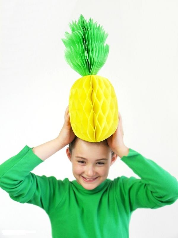 Ananakset tekevät kennopalloista keltaisia ​​ja vihreitä DIY -ideoita