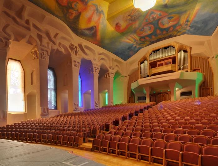 Antroposofinen arkkitehtuuri steiner goetheanum -teatteri