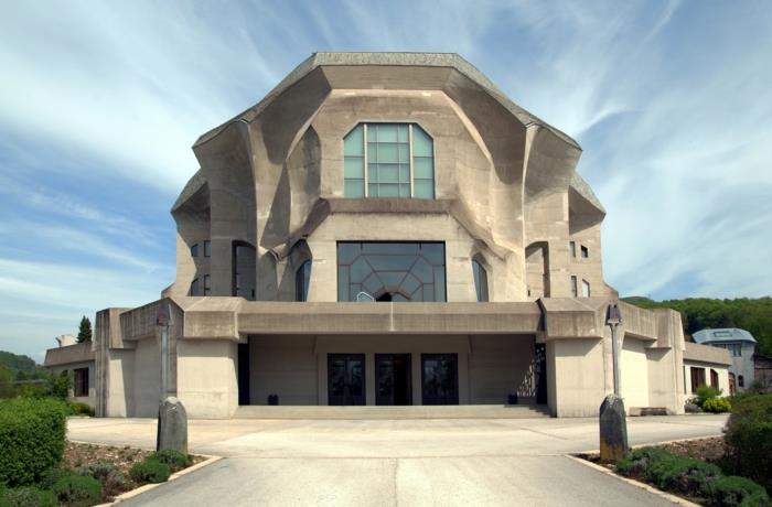 Antroposofinen arkkitehtuuri steiner goetheanum