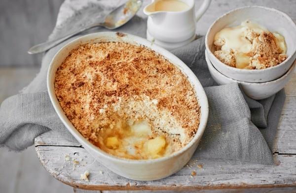 Apple crumble vegaani resepti valmistaa omenamuruja