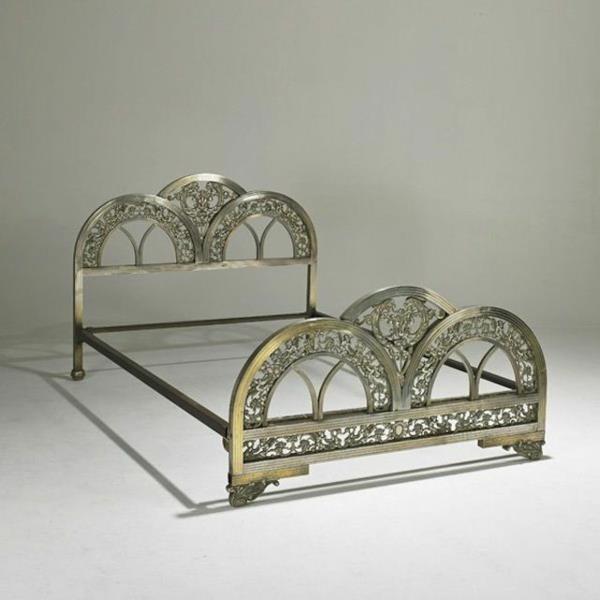 Art Deco -huonekalujen sängynrunko