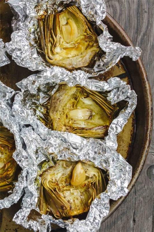Artisokan resepti Paistettujen artisokkien valmistaminen Välimeren tapaan