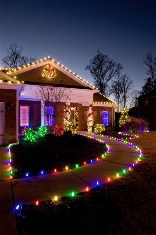 Kiinnitä ulkovalaistus jouluksi - 30 juhlaideaa ja vinkkejä jalkakäytävien sisustamiseen värikkäillä LED -valoilla