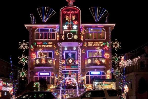 Kiinnitä ulkovalaistus jouluksi - 30 juhlaideaa ja vinkkiä kerrostaloihin, joissa on paljon valoja