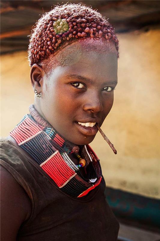 Silmien väri Merkitys Mustat silmät Afrikka