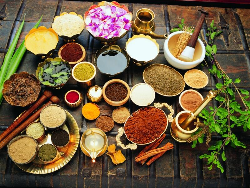 Ayurveda -ruokavalio Ayurveda -astiat Intian mausteet