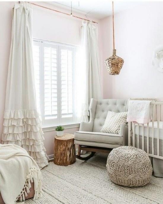 Vauvan huoneen sisustusideoita tyylikkäästi suunniteltu boho -tyyliin