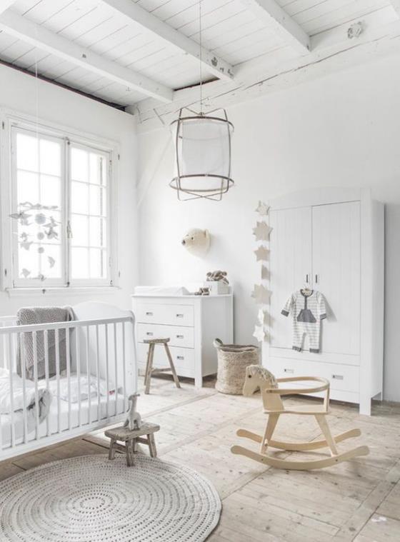 Vauvan huone valkoisella perustaa oikeat huonekalut koota sänky kaappi hoitopöytä jakkara peli