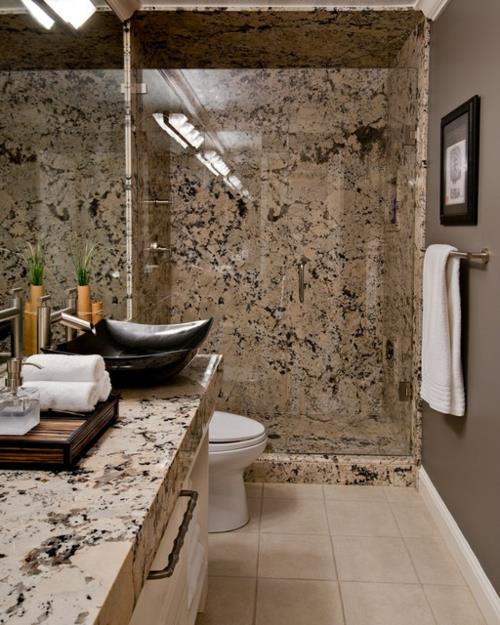 Kylpyhuone-mallit-aasialais-tyylinen-laatat-marmori-näyttää-wc-pyyhkeet