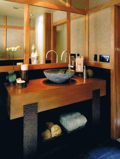 Kylpyhuone-mallit-aasialais-tyylinen-laatat-liinat-massiivipuuta