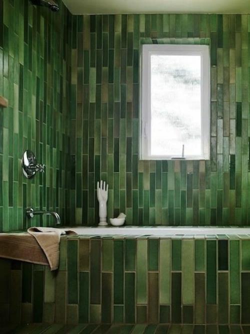 värimallit tummanvihreä kylpyhuone ja kylpyhuone laatat