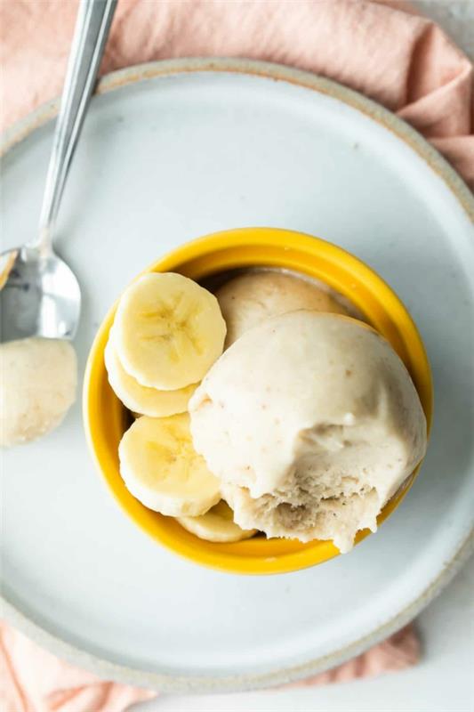 Tee banaanijäätelö itse Nicecream -resepti