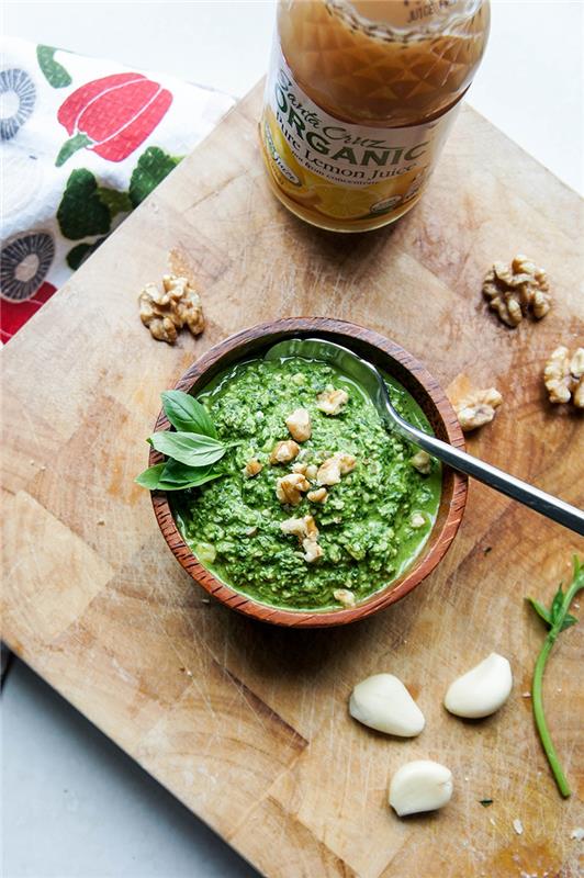 Basilikan tuoreen basilikan pesto -reseptit