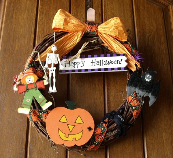Käsityöideoita Halloween -oviseppeleen hauskalle jackille