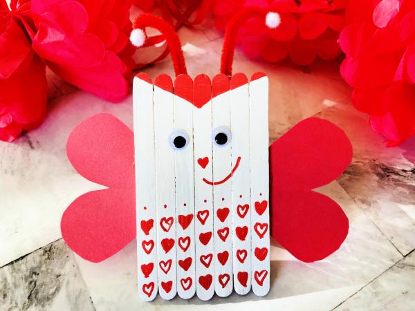 Crafting popsicle tikkuja - hienoja kierrätys käsityöideoita ja ohjeita leppäkerttu DIY art ideoita