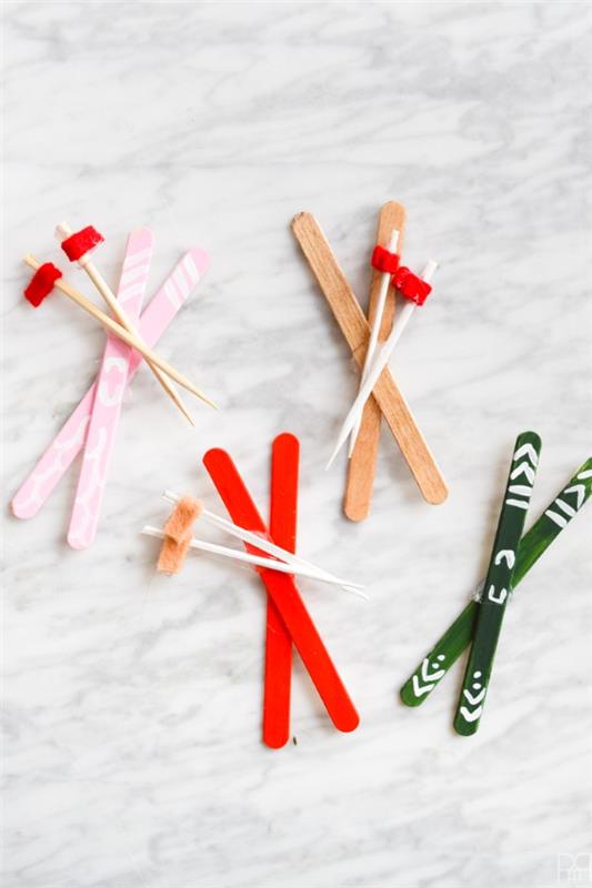 Käsityöt popsicle -tikuilla - hienoja kierrätyskäsityöideoita ja -ohjeita ski ideoita diy winter deco