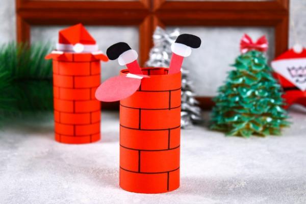 Askartelu wc -paperirullilla jouluksi - luovia kierrätysideoita ja ohjeita hauska kohtaus savupiippu Joulupukki