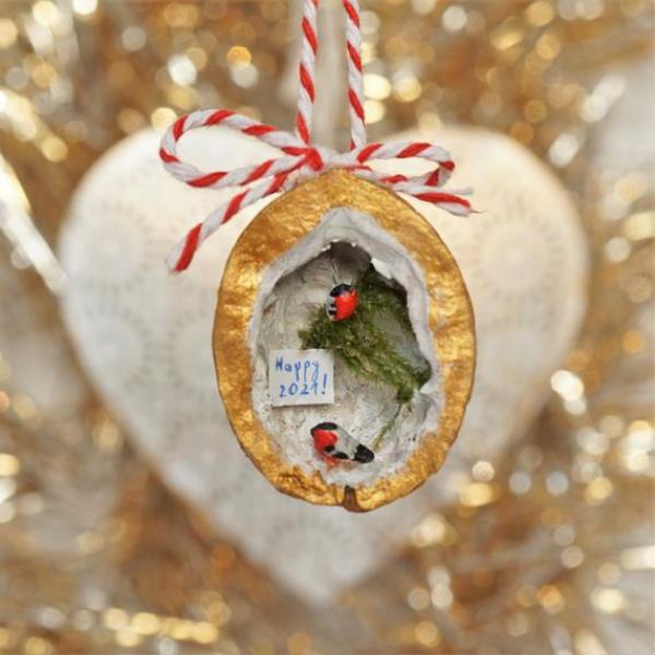 Käsityötä saksanpähkinöillä jouluna eikä vain - ideoita ja ohjeita uudenvuodenaattona