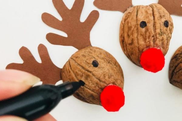 Käsityöt saksanpähkinöillä jouluna eikä vain - ideoita ja ohjeita Rudolf poroideoita