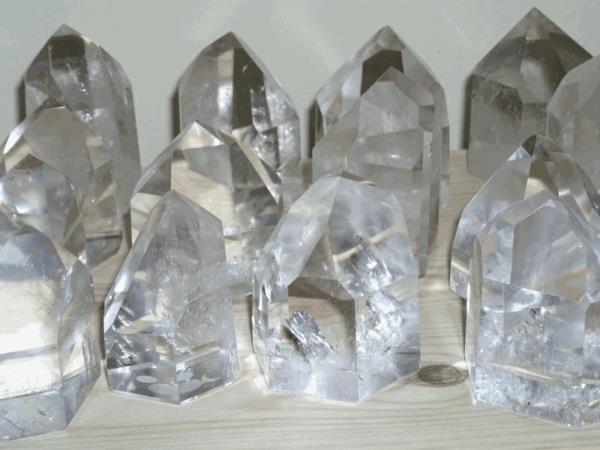 Vuorikristalli insertti jalokiviä koruja