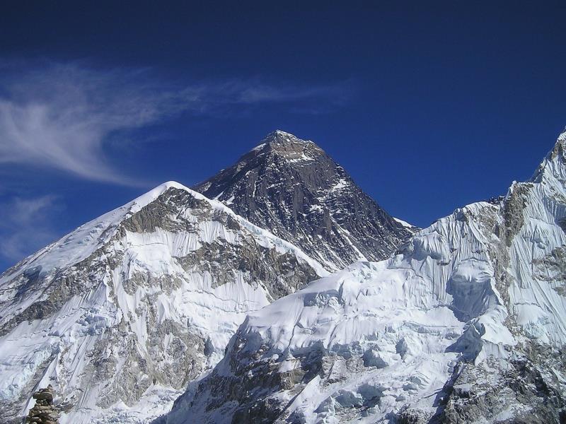 Vuorikiipeilijöiden tavoitteet kaikkialla maailmassa, kesämiehet kaikista mantereista