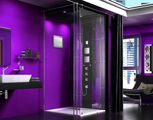 Kuvia innovatiivisista höyrysuihkuista kylpyhuoneessa violetti tunnelma