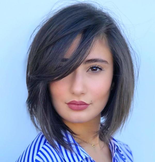 Bob Hairstyles with Bangs - Ideoita ja tyylejä lyhyille ja keskipitkille hiuksille, joissa on bob