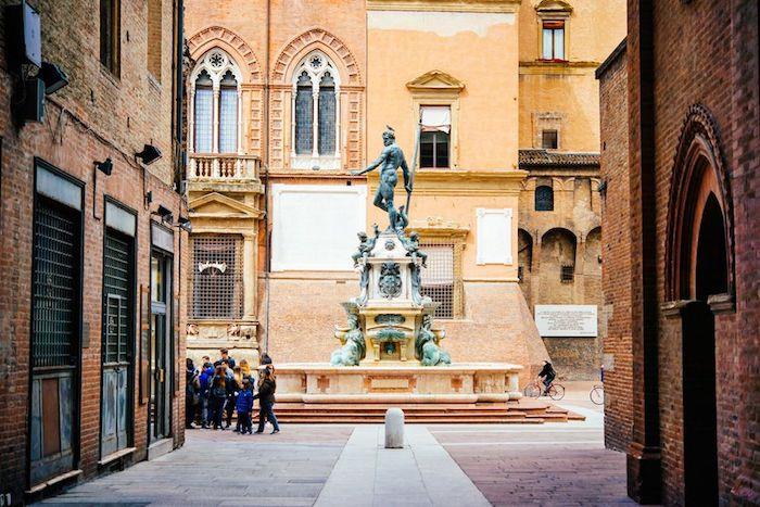 Bolognan Piazza Maggioren vanha osa