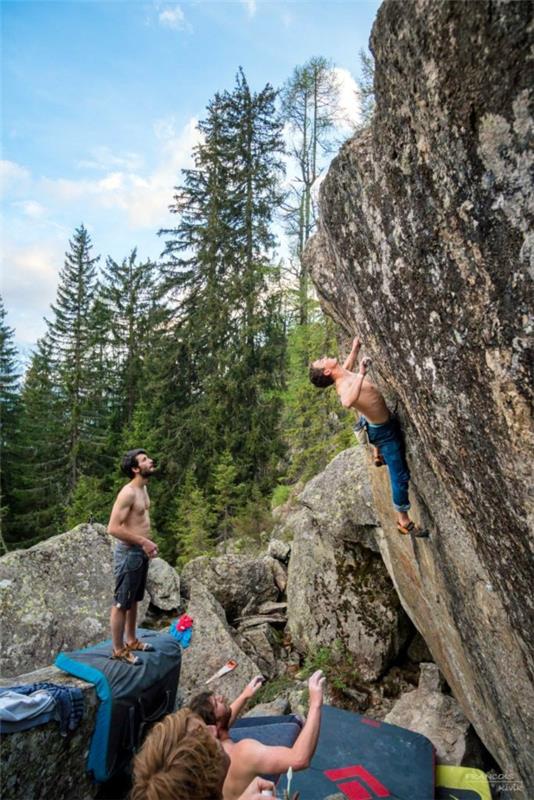 Boulderointi Ulkona kiipeily Kiipeilyseinä Vaikeustaso