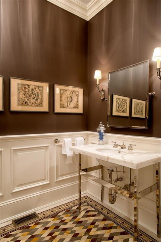 Ruskea moderni kylpyhuone valkoinen kylpyhuoneen seinäkalusteet ruskeankuvioisilla lattialaatoilla