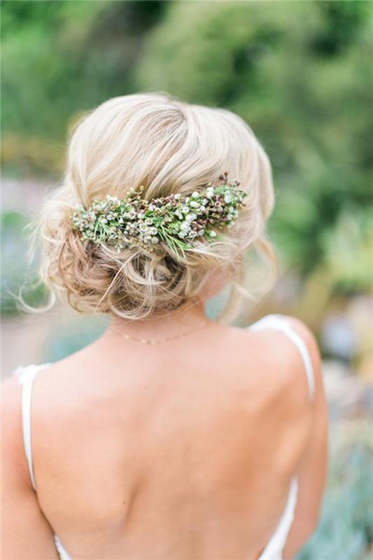 Morsiamen kampaukset Hiustarvikkeet Kukat Updo