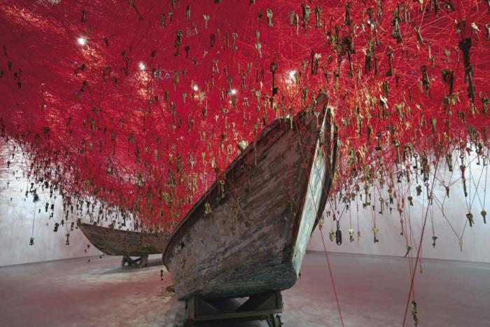 Chiharu Shiota Japanin paviljonki Venetsian biennaali 2015