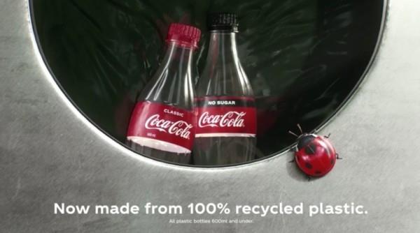 Coca-Cola valmistaa ensimmäisen kierrätysmuovista valmistetun pullon. Älä kierrätä